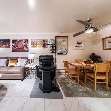 Two Bedrooms Apartment Manage And Supervise By Host Endless Features Amenities Dishwasher Washer Dryer Best Wifi Internet Services By Verizon Fios 960 Upload 960 Download Bi Monthly Free Housekeeping Services Huge 10000 Square Footage ニューヨーク エクステリア 写真