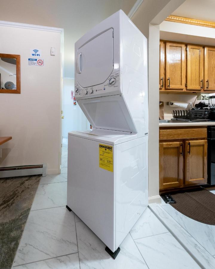 Two Bedrooms Apartment Manage And Supervise By Host Endless Features Amenities Dishwasher Washer Dryer Best Wifi Internet Services By Verizon Fios 960 Upload 960 Download Bi Monthly Free Housekeeping Services Huge 10000 Square Footage ニューヨーク エクステリア 写真
