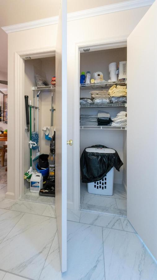 Two Bedrooms Apartment Manage And Supervise By Host Endless Features Amenities Dishwasher Washer Dryer Best Wifi Internet Services By Verizon Fios 960 Upload 960 Download Bi Monthly Free Housekeeping Services Huge 10000 Square Footage ニューヨーク エクステリア 写真